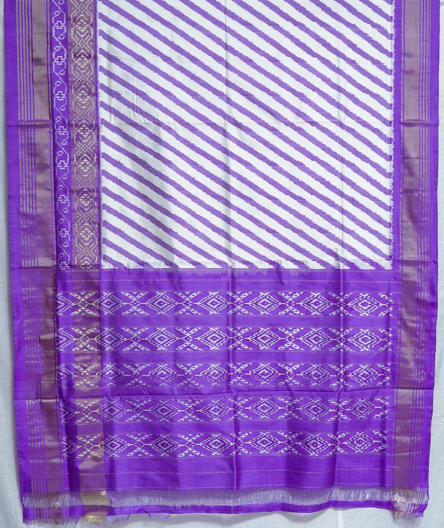 vibrant patan patola saree – pure silk with intricate patterns