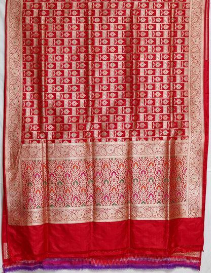 Kavach Red Banarasi Saree – Classic Crimson with Lustrous Copper Zari