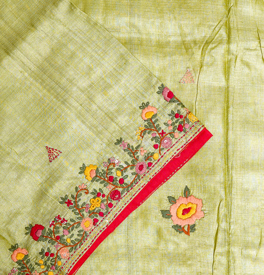 Pure Handloom Tussar Saree – Soft & Elegant Natural Silk