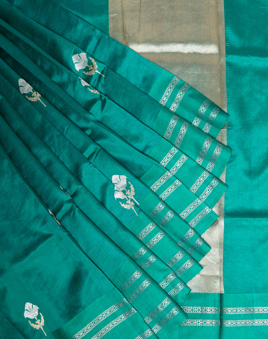 Raw Mango Silk Saree – Contemporary Handwoven Elegance