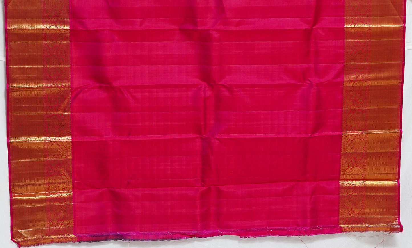 exclusive wedding pattu saree – rich zari weave & traditional borders