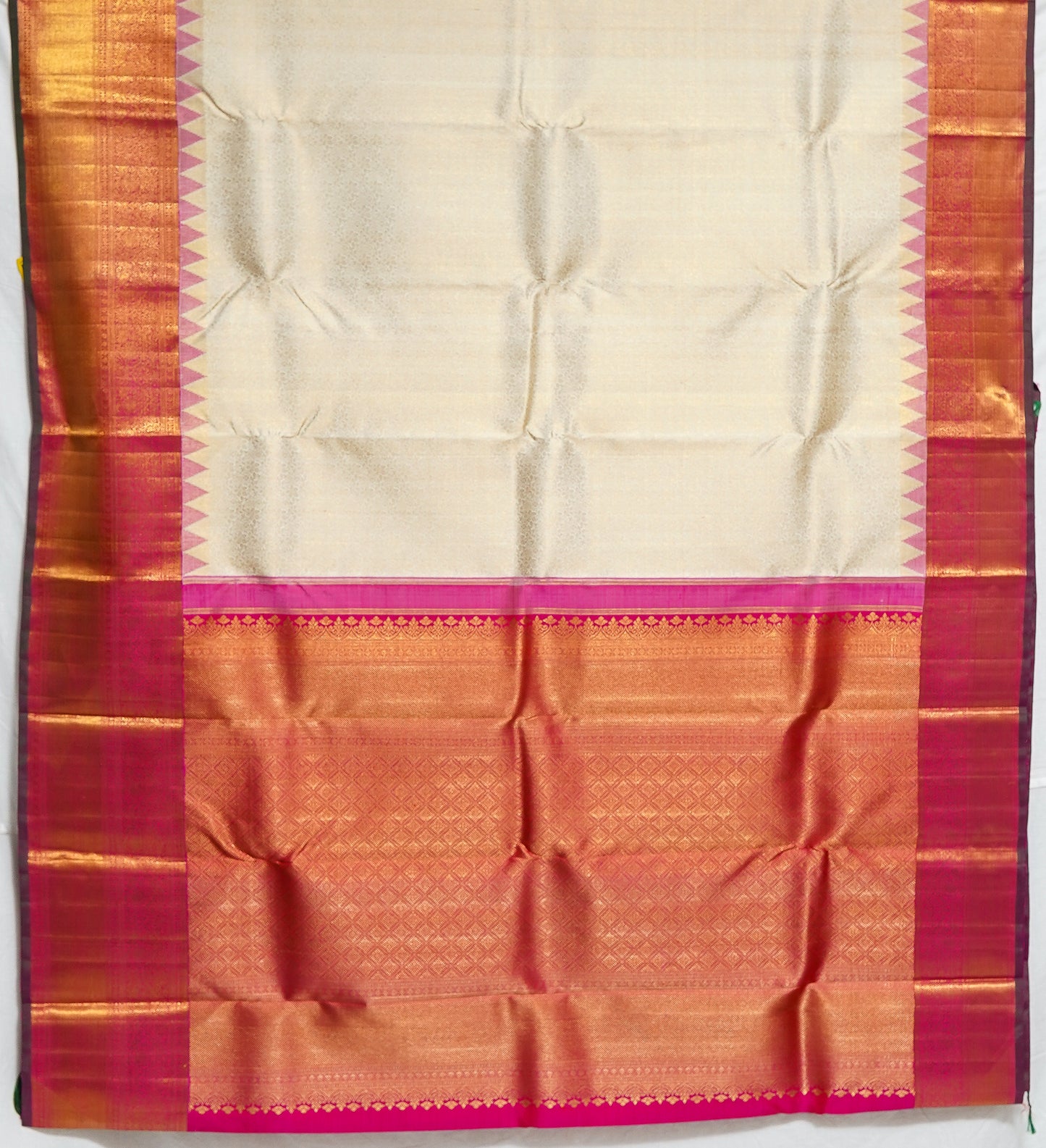 pure zari pattu saree – perfect for weddings & temple functions
