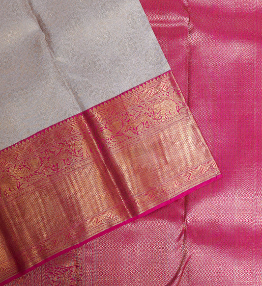 Royal Pattu Saree – Handloom Craft with Classic Motifs