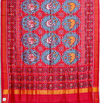 Patan Patola Saree – Regal Silk Weave with Rich Colors