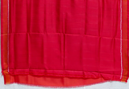 Patan Patola Saree – Regal Silk Weave with Rich Colors
